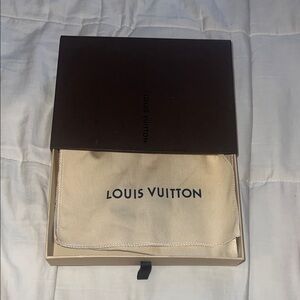 Louis Vuitton Chocolate Brown Box w/Dust bag